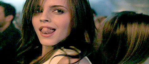 Emma-Watson-Tongue-Bling-Ring