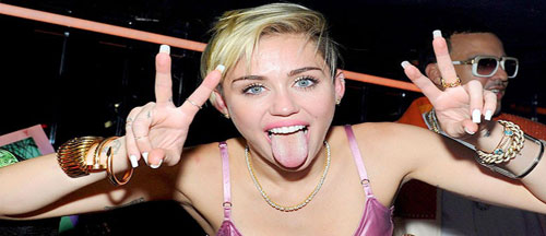 Miley-Cyrus-peace