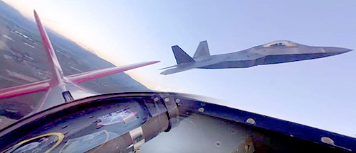 360-video-P-51-and-F-22-1