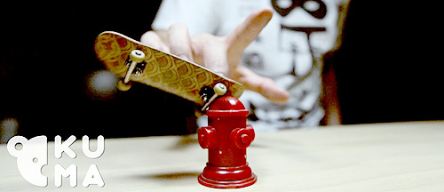 Fingerboarding