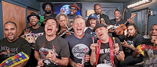 Jimmy-Fallon-Metallica-and-The-Roots-Sing-Enter-Sandman
